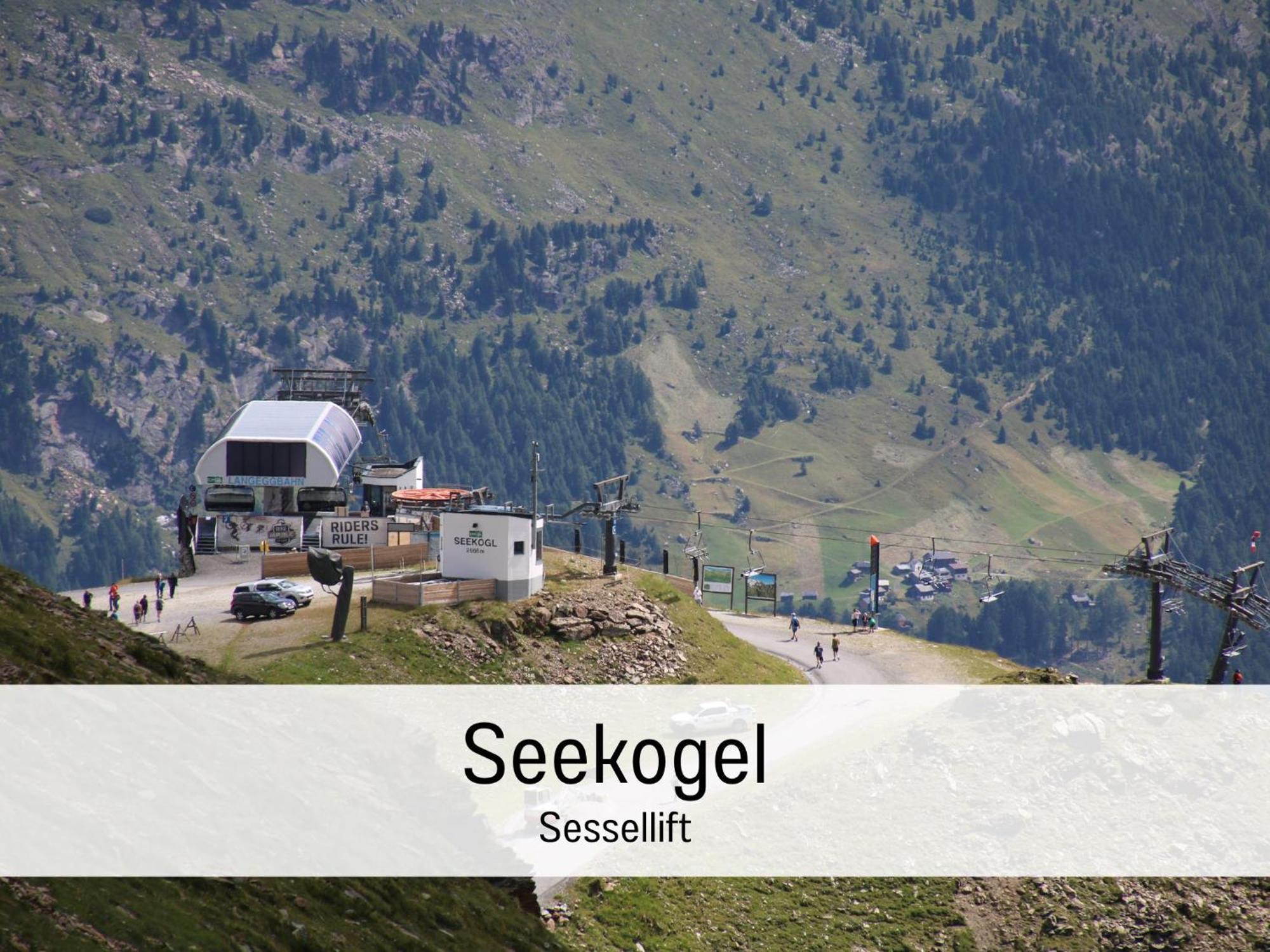 Elke's Oetztal - Nahe Therme, Herzlich, Stilvoll, Aussichtsreich Appartement Längenfeld
